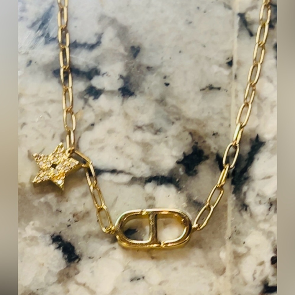 Authentic Stunning Iconic Crystal Dior Star CD Necklace - Picture 4 of 6